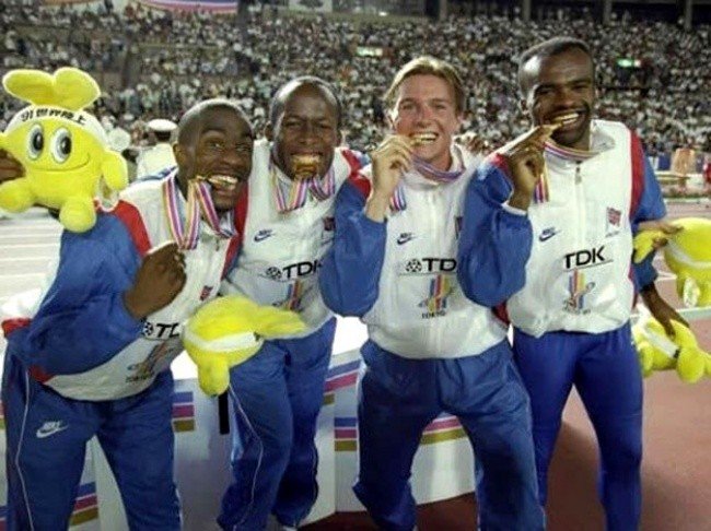 Olimpiya çempionlarının medallarını dişləməsinin maraqlı səbəbi - FOTO