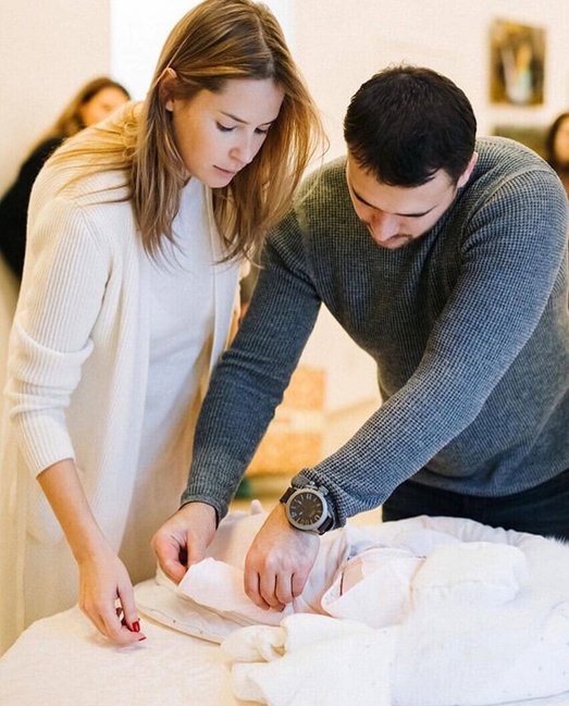 Emin Ağalarov yeni doğulan körpəsi ilə - FOTO