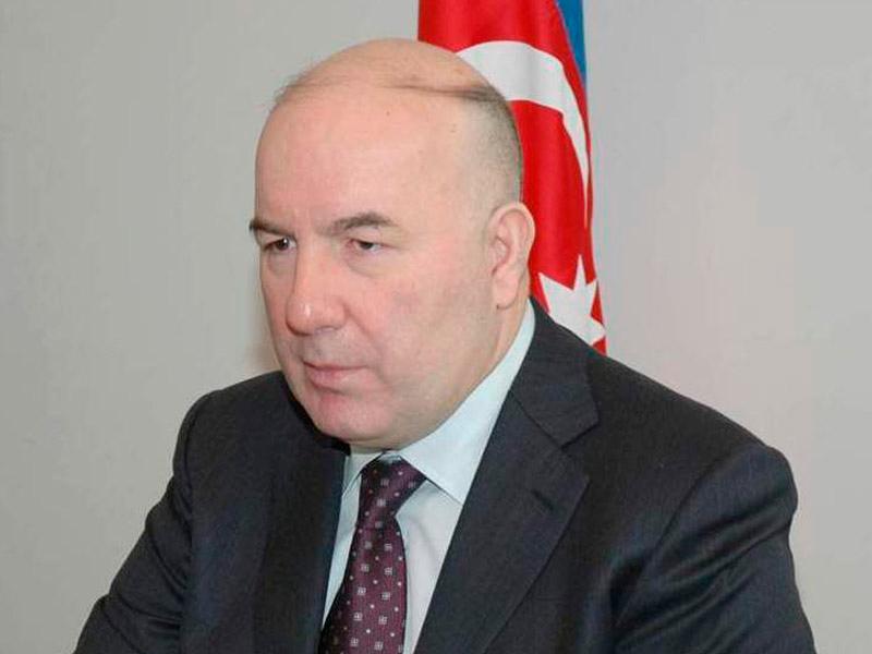 Elman Rüstəmov: \"Manat ilin əvvəlindən 4% möhkəmlənib\"