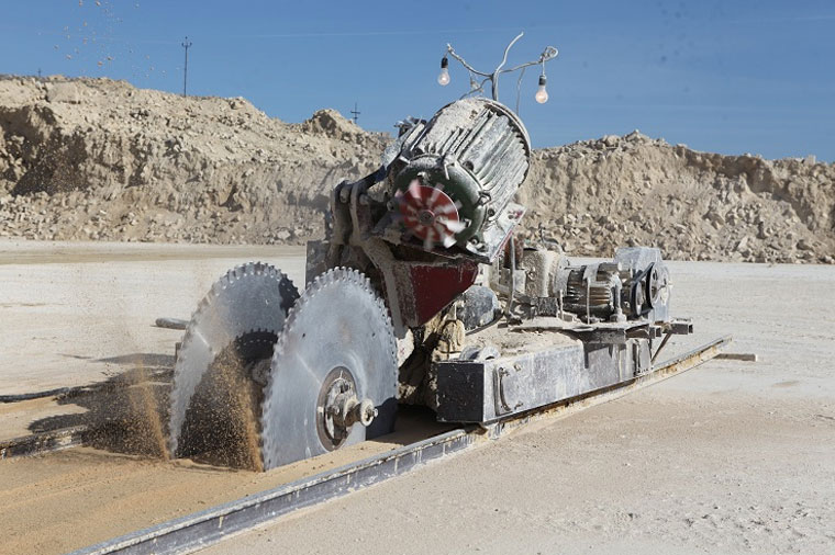 250 daş karxanasının fəaliyyəti dayandırıldı