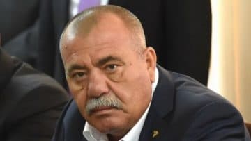 Məhkəmə erməni generalı həbsdə saxladı