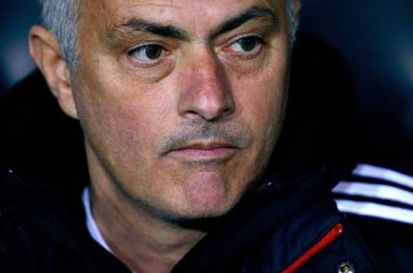 Mourinyo \"Mançester Yunayted\"dən <font color=\"red\">qovuldu</font>