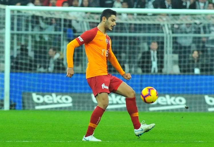 Türk ulduza “Manchester United”dən  şok transfer qiyməti :<font color=\"red\">20 milyon funt sterlinq</font>