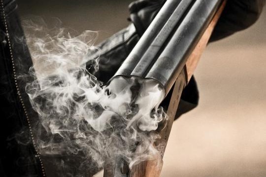 Azərbaycanda DƏHŞƏT: Ana və oğlu güllələndi