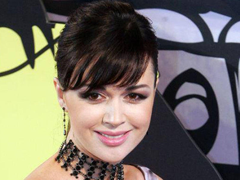 Tanınmış aktrisada beyin xərçəngi aşkarlandı - Ölmək üzrədir