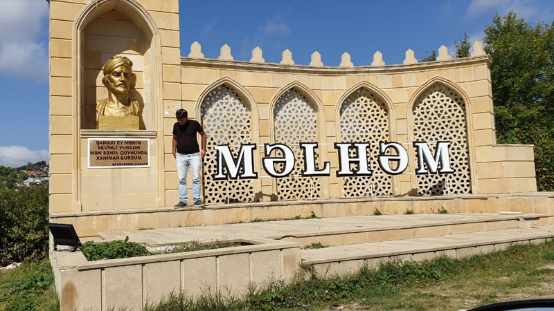 Bu da həbsdən çıxan aparat rəhbərinin restoranı