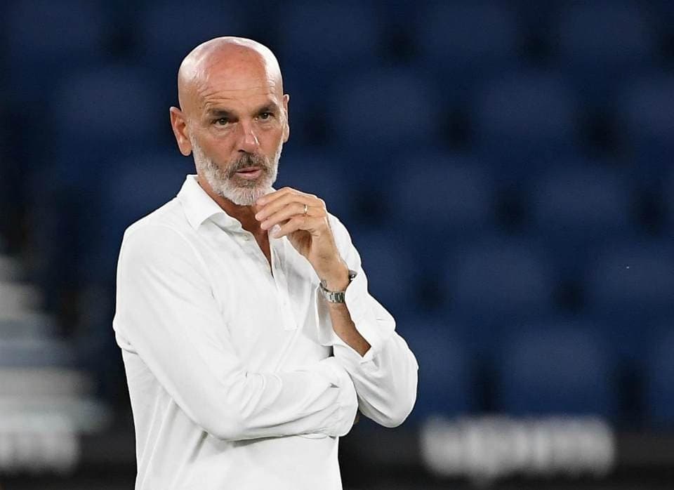 \"Milan\" baş məşqçisinin müqaviləsini uzatdı