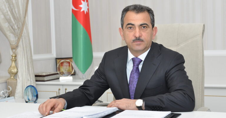 \"Azərsu\" rəhbərinin Prezident sarayını kölgədə qoyan evi – FOTOLAR