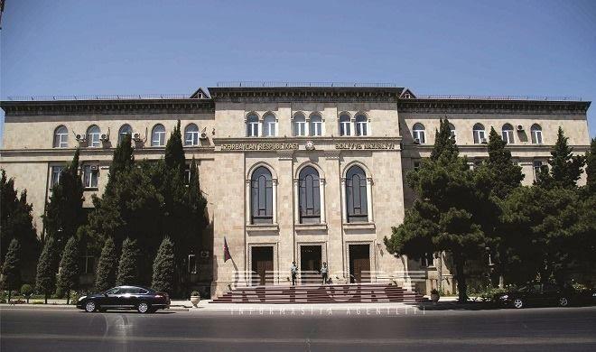 Nazirlikdə işləmək üçün imtahan verənlərin - Nəzərinə