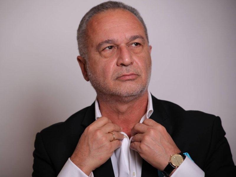 Azər Qərib yas qadağasına üsyan etdi: "Heç bir məmurun yaxınının xatirəsi..."