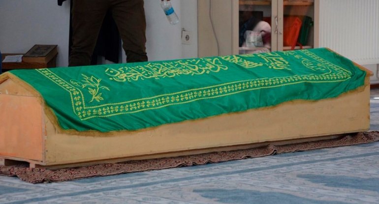 Bakıda məşhur bankın müdiri vəfat etdi