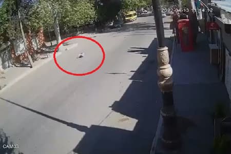 Azərbaycanda maşın piyadanı vurub öldürdü -<font color=\"red\"> ANBAAN VİDEO</font>