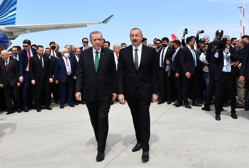 <font color=\"red\">İlham Əliyev Rizədən danışdı:</font> \"Əziz qardaşıma dedim ki, bu yer cənnətə bənzəyir\" -<font color=\"red\"> VİDEO</font>