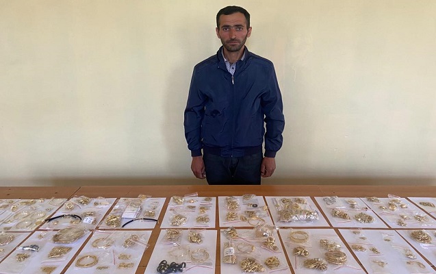 İrandan külli miqdarda qızıl keçirmək istədi, saxlanıldı - FOTOLAR