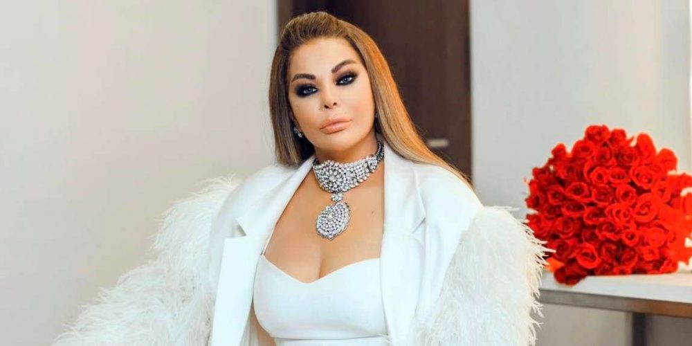 Aygün Kazımova Türkiyəyə yardım etdi - FOTO