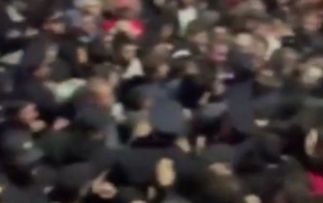 Dağıstanda hava limanı blokadaya alındı <span style=\"color: #ff0000;\">- Video</span>
