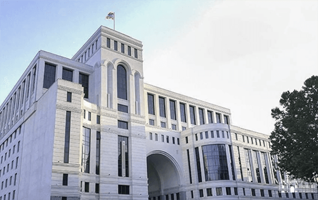 “İrəvan Bakı ilə danışıqlara hazırdır” - Ermənistan XİN