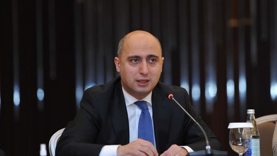 <span>Nazirdən məktəblərə qızılcaya görə tapşırıq: <span style=\"color: #ff0000;\">BAŞLANILDI!</span></span>