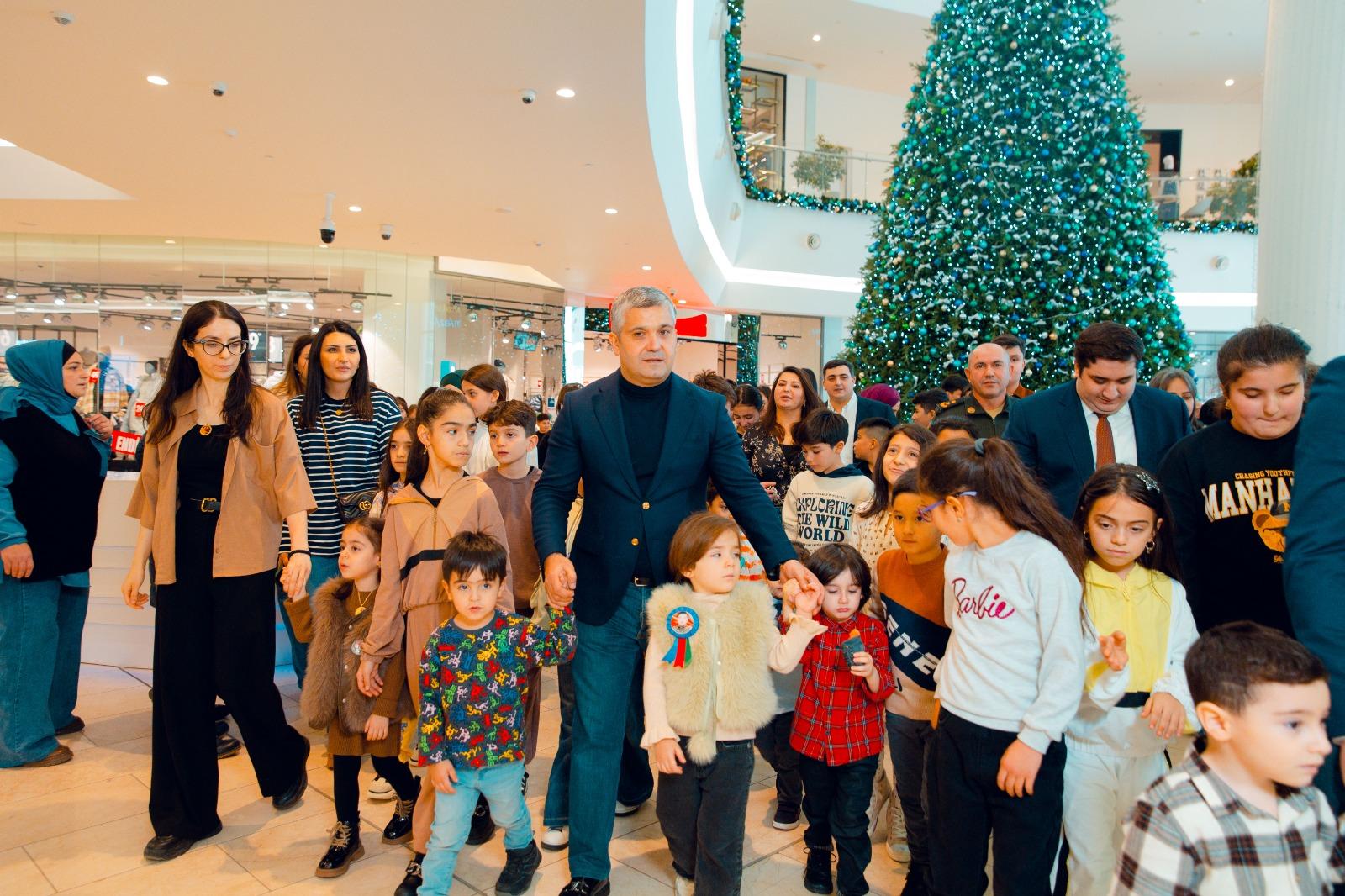 Şəhid övladları “Qürür dolu Yeni il” bayram tədbirində doyunca əyləniblər - VİDEO + FOTO