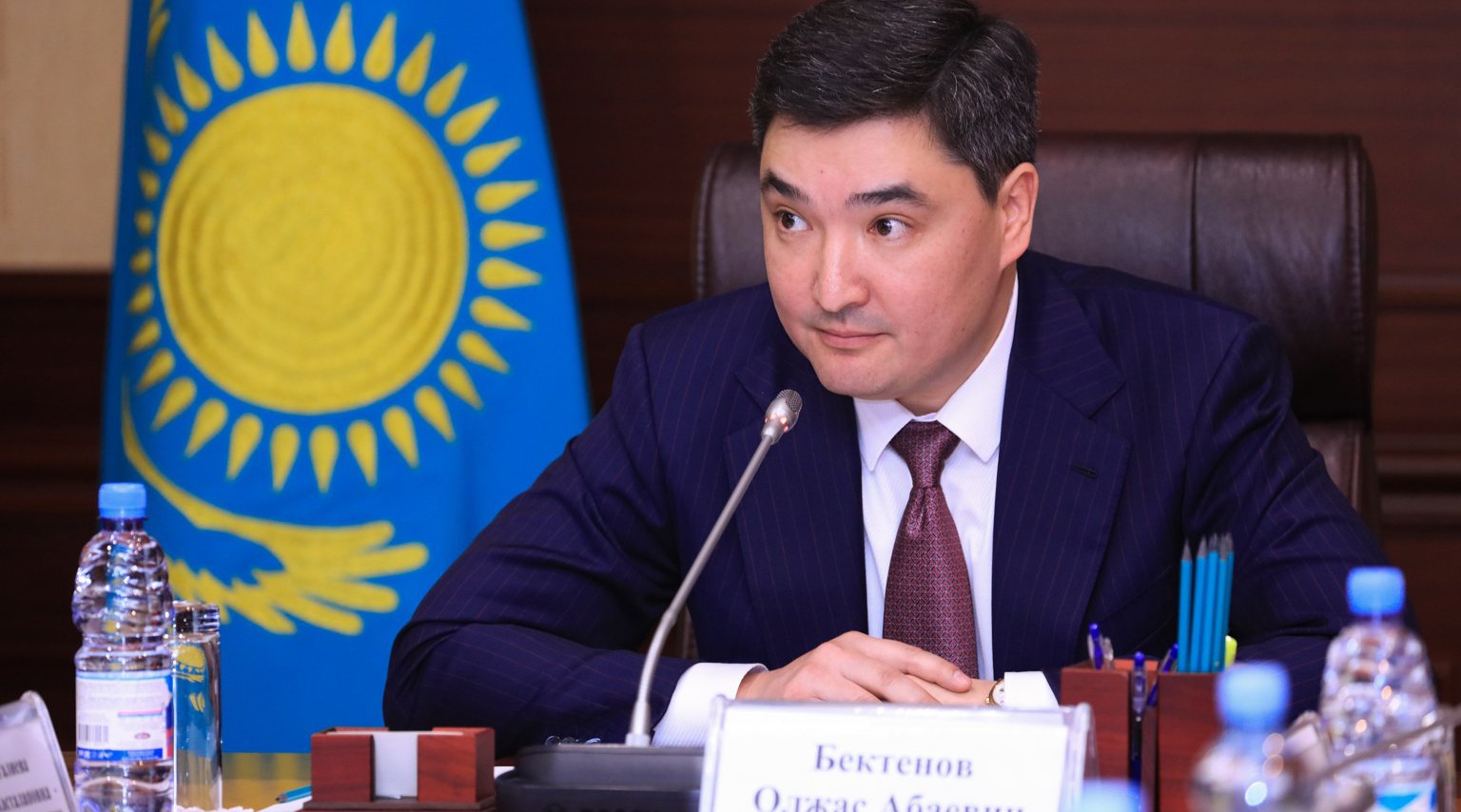 Oljas Bektenov Qazaxıstanın yeni BAŞ NAZİRİDİR