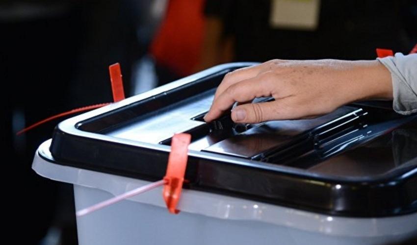 Prezident seçkiləri ilə bağlı bülletenlərin sayılmasına başlanıldı