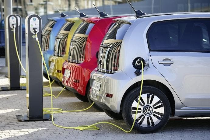 Azərbaycanda elektromobillərlə bağlı<span style=\"color: #ff0000;\"><strong> YENİ QƏRAR + MƏBLƏĞ</strong></span>