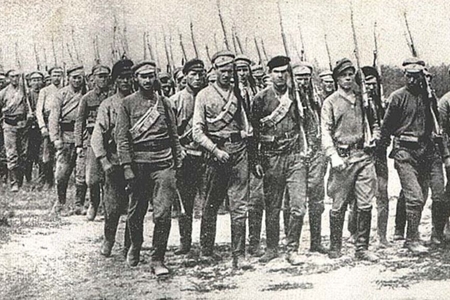 23 fevralı “Kişilər günü” kimi qeyd etmək olarmı? - \"Bu baş verdikcə, birdəfəlik unudulacaq\"