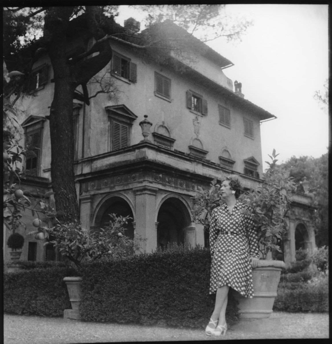 İtaliyada Qaliley Villası satışa çıxarılır - FOTOLAR