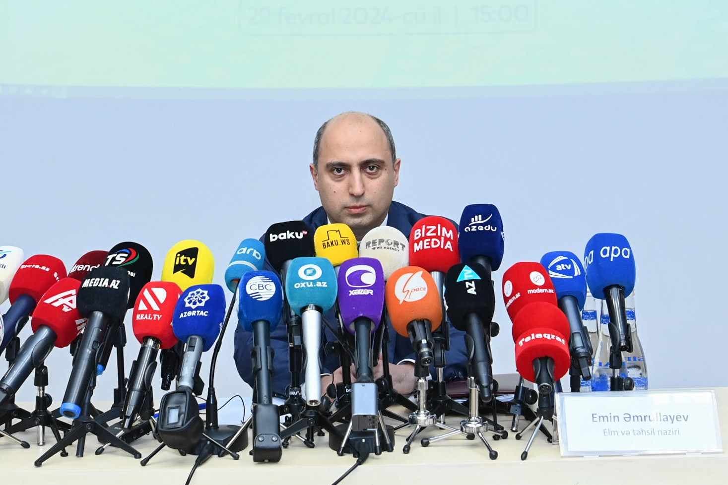 6 nömrəli məktəbdə şagirdlər arasında nə baş verib? - <span style=\"color: #ff0000;\"><strong>Nazir detalları AÇIQLADI</strong></span>