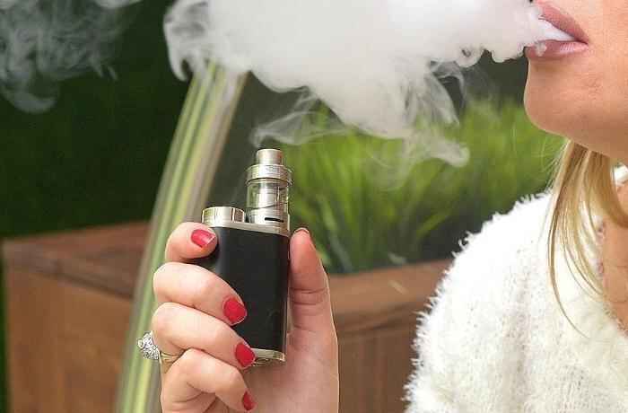 Elektron siqaret çəkənlərə ciddi XƏBƏRDARLIQ