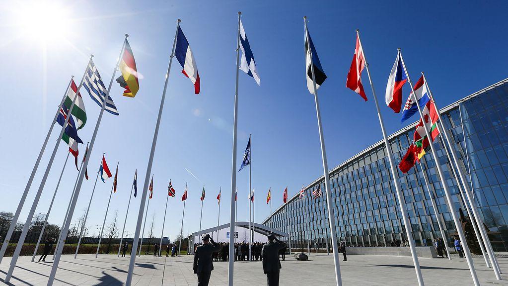 NATO 75 yaşını QEYD EDİR - Alyansın yaranma tarixi və üzvləri