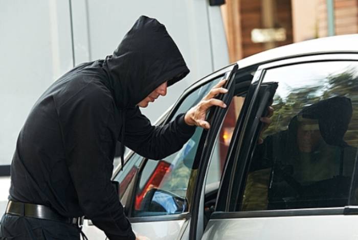 Bakıda avtomobil oğurlayan şəxs SAXLANILDI