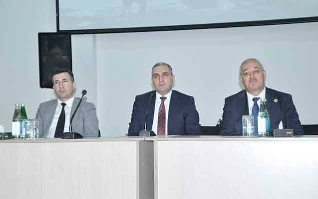 Qarabağ Universitetinin rektoru Ağdamda məzunlarla görüşdü<span> </span><span>- <span style=\"color: #ff0000;\">FOTOLAR</span></span>