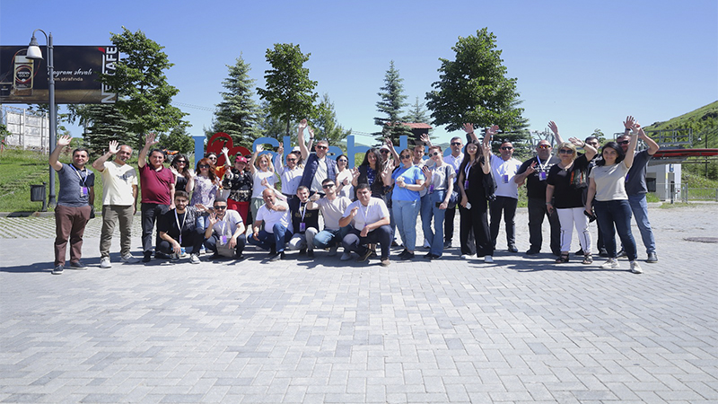 Azərbaycanda yay turizm mövsümünə start verildi - FOTO