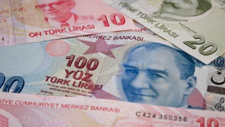 Türkiyədə dollar yenidən bahalaşır – <span style=\"color: #ff0000;\">Məzənnə</span>