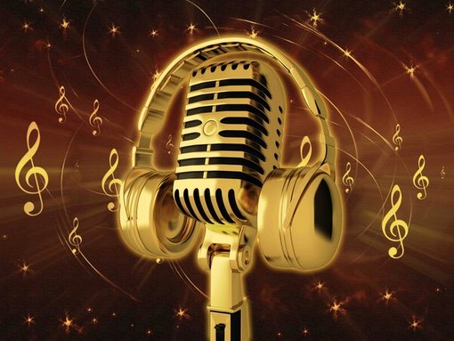 Əməkdar artistin canlı ifası təndiq edildi -VİDEO