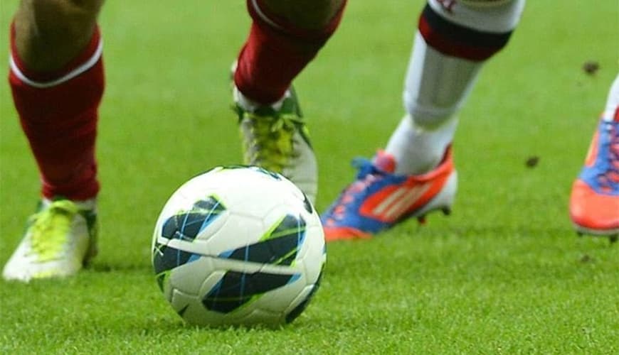 Futbolçu oyun zamanı vəfat etdi - <span style="color:#ff0000">FOTO</span>