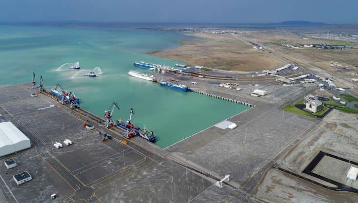 Bakı Dəniz Limanında <span style="color:#ff0000">FACİƏ - Ölən var</span>