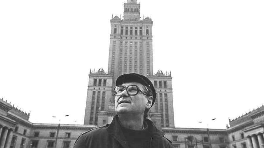 Gördüyü kabusları rəsm əsərlərinə çevirən rəssam: Yuxuları real oldu