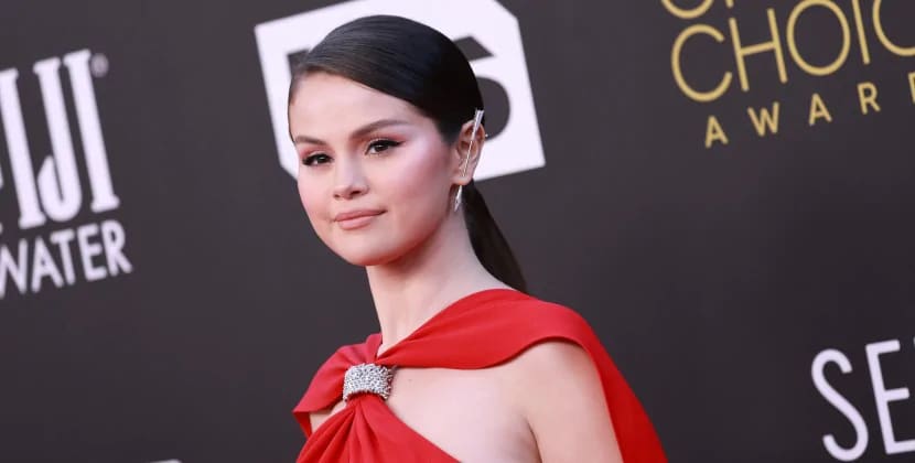 Selena Qomez səhhətindəki problemlərdən danışdı: "Uşaq dünyaya gətirə bilmərəm"