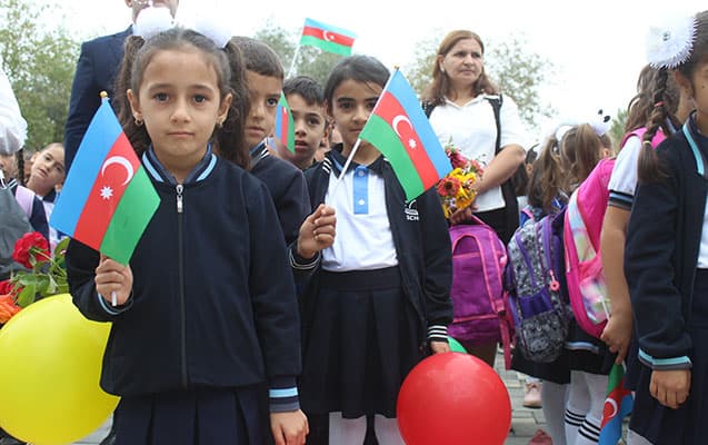Heydər Əliyev Fondundan yeni dərs ili hədiyyəsi - <span style="color:#ff0000">FOTOLAR</span>
