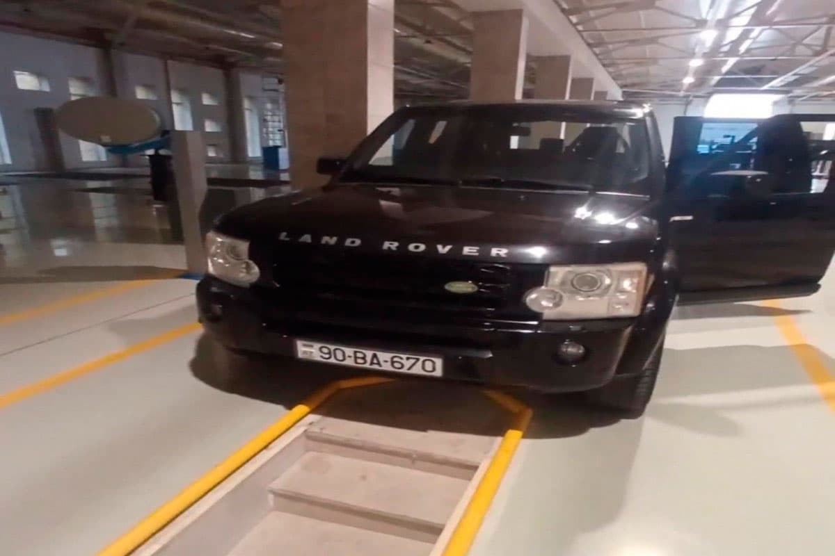 &ldquo;Land Rover&rdquo;də narkotik <b><span style="color:#ff0000">AŞKARLANDI - FOTO</span></b>