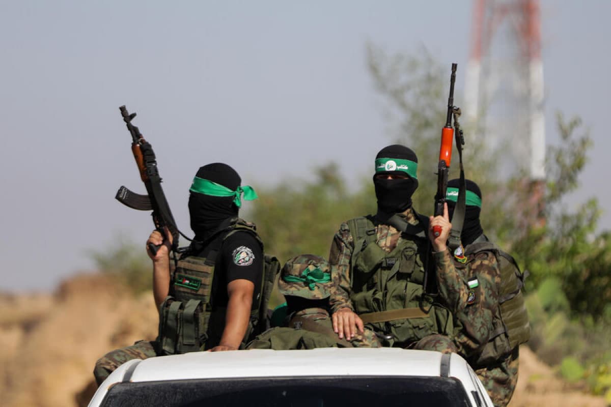 &ldquo;Hizbullah&rdquo; İsrailin Livandakı mövqelərinə zərbələr endirdi
