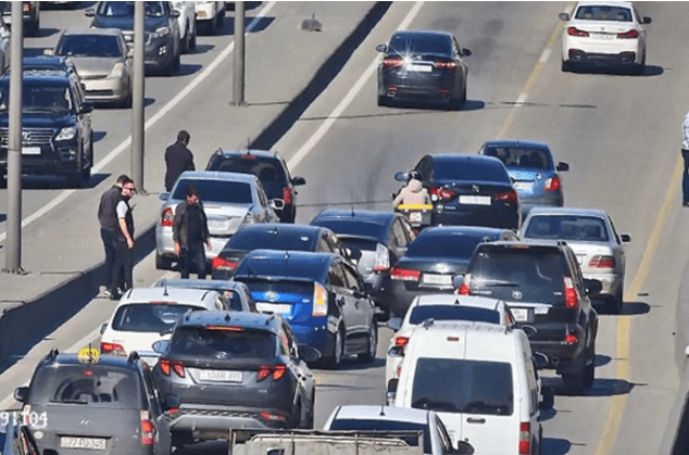 Azərbaycanda dəhşətli QƏZA: 6 avtomobil toqquşdu - Xəsarət alan...