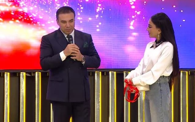 &ldquo;Məndən üzr istəsinlər, yoxsa polisə müraciət edəcəyəm&rdquo; - <span style="color:#ff0000"><b>VİDEO</b></span>