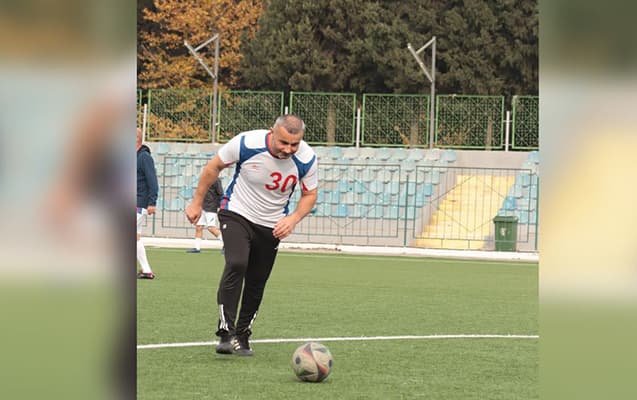 Qurban Qurbanov qol vurdu, matç 5:5 bitdi <span style="color:#ff0000"><b>- FOTOLAR</b></span>