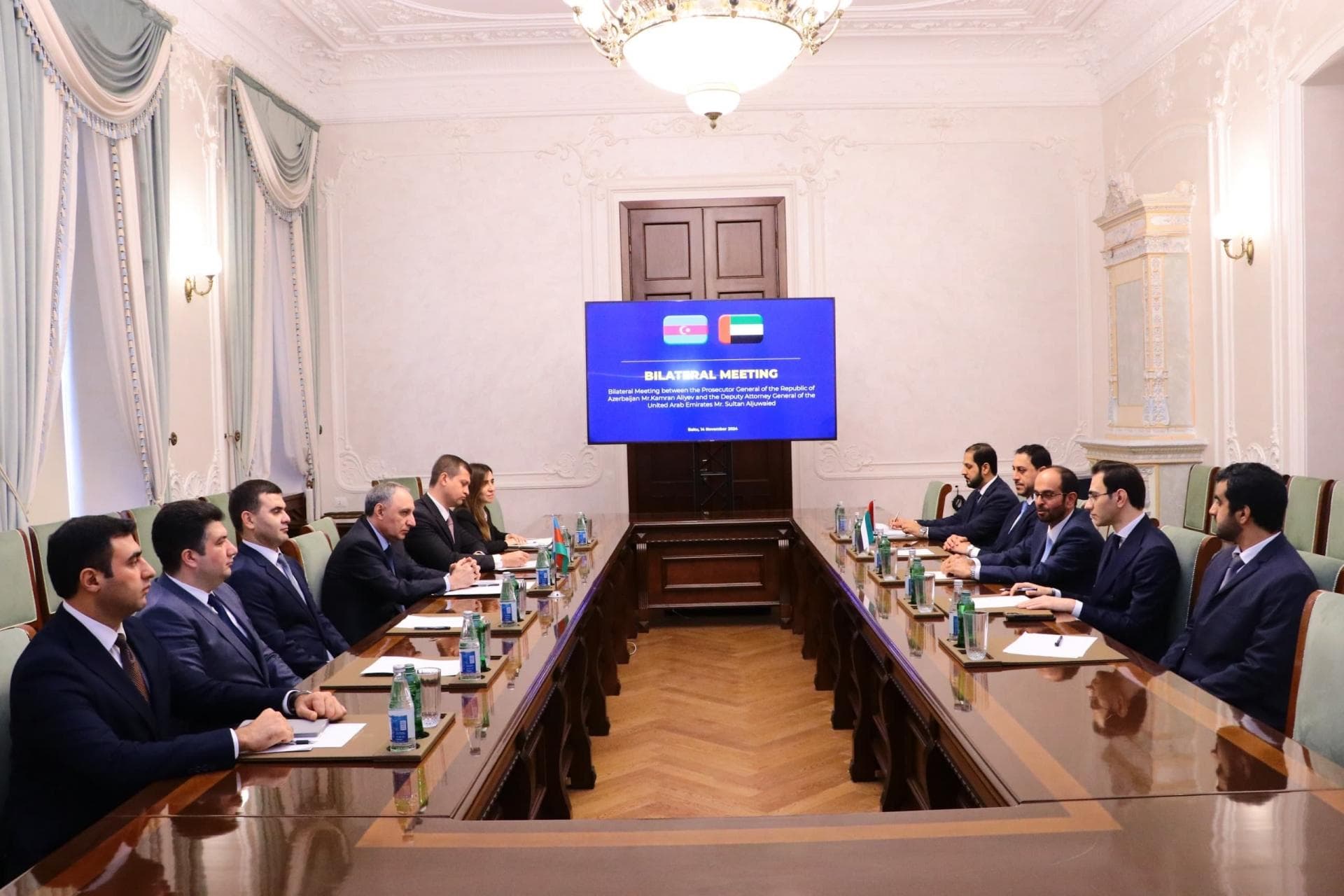 Kamran Əliyev BƏƏ-nin Baş Prokurorunun müavini ilə görüşdü -<span style="color:#ff0000"> FOTO</span>