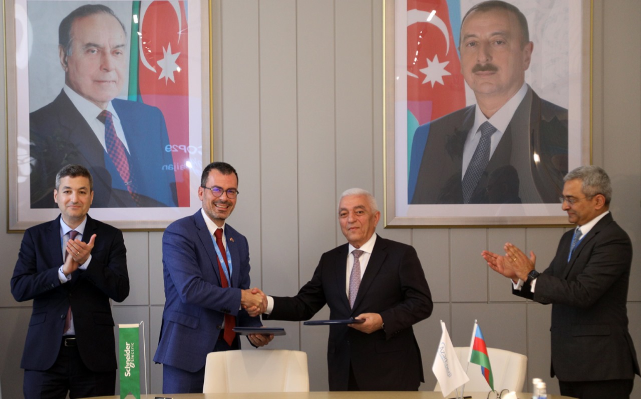 "Azərenerji" ilə "Schneider Electric" memorandum imzaladı