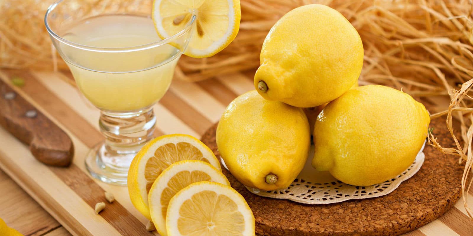 Həkimlər limonlu su içənlərə <span style="color:#ff0000"><b>xəbərdarlıq etdi</b></span>