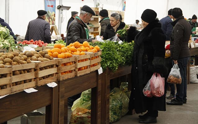 Əhalinin NƏZƏRİNƏ: <span style="color:#ff0000"><b>Bu məhsullar bahalaşdı</b></span>